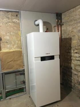 Viessmann - Vitocaldens 222-F